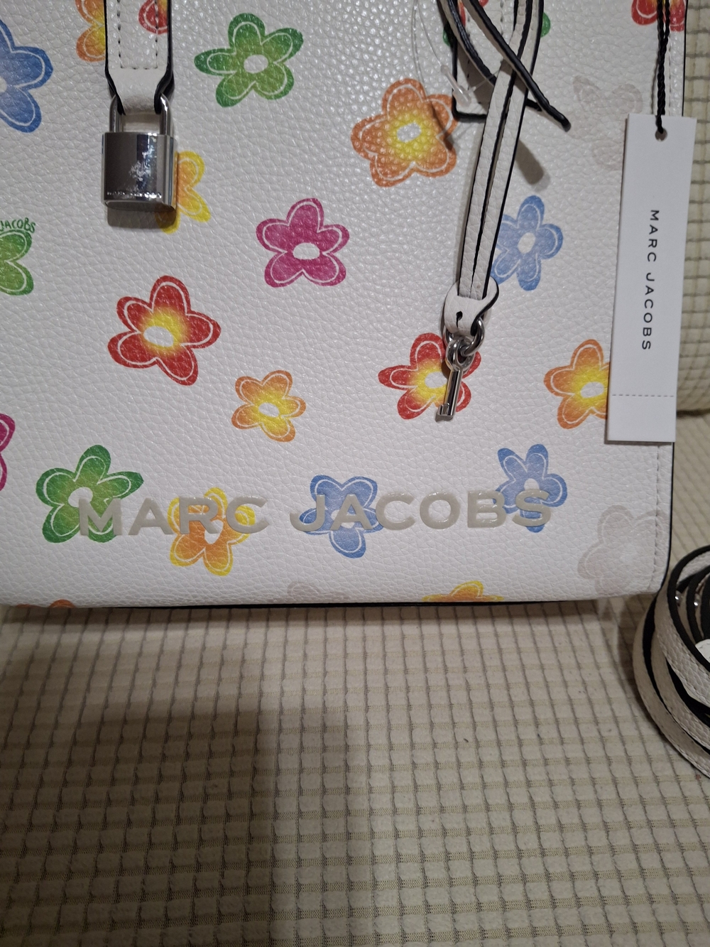 Marc Jacobs Daisy Leather Mini Grind Tote Bag. - Picture 2 of 10